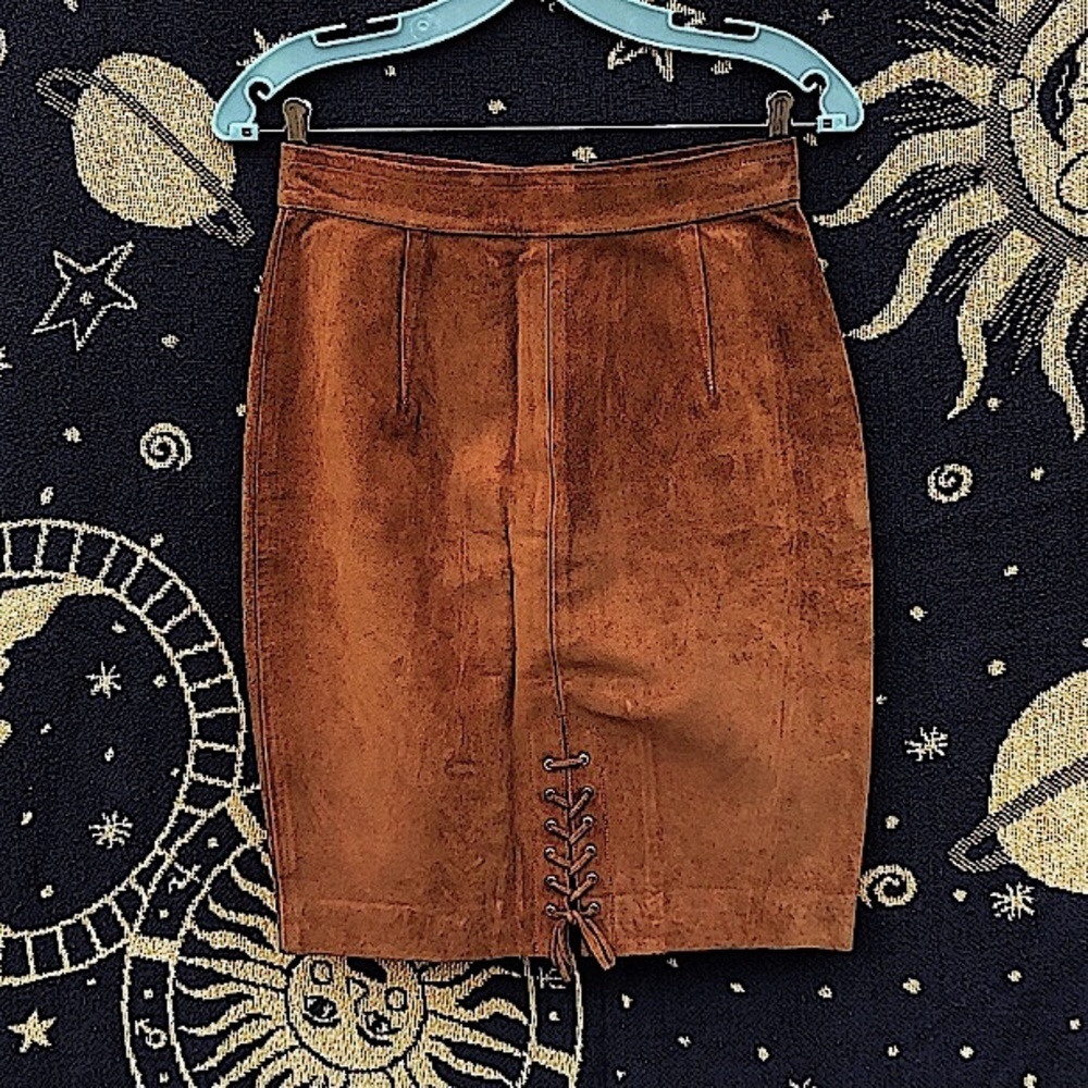 VINTAGE | Suede pencil Skirt with lace-up Detail from Deni Cler